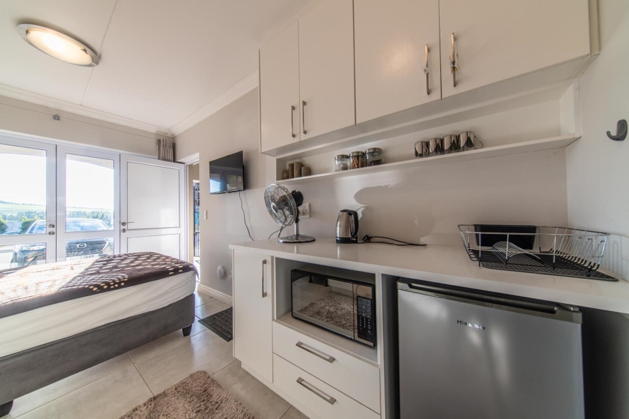 To Let 3 Bedroom Property for Rent in Koelenhof Western Cape